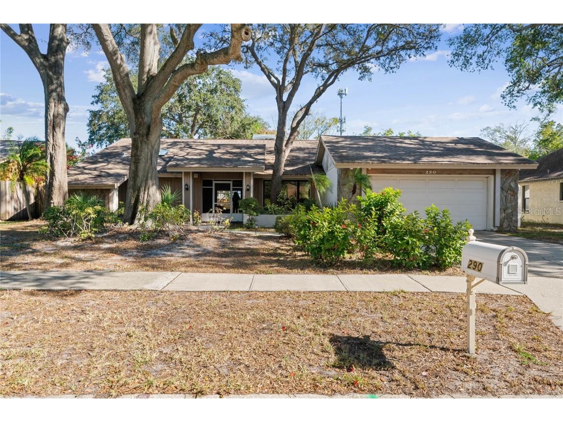 290 Mayfair Circle E Palm Harbor FL 34683 O6202017 image1