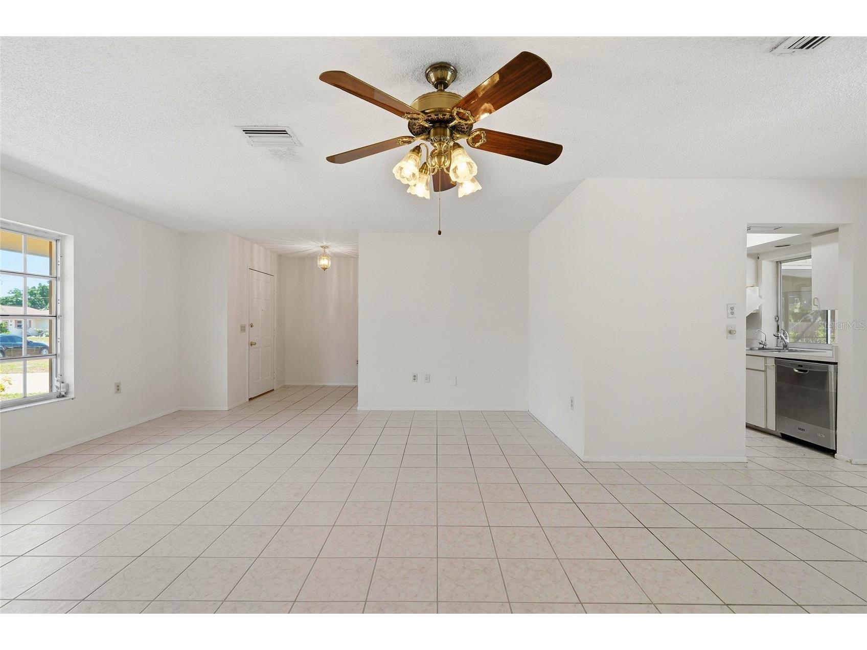 290 Mount Vernon Drive Venice FL 34293 A4691447 image10