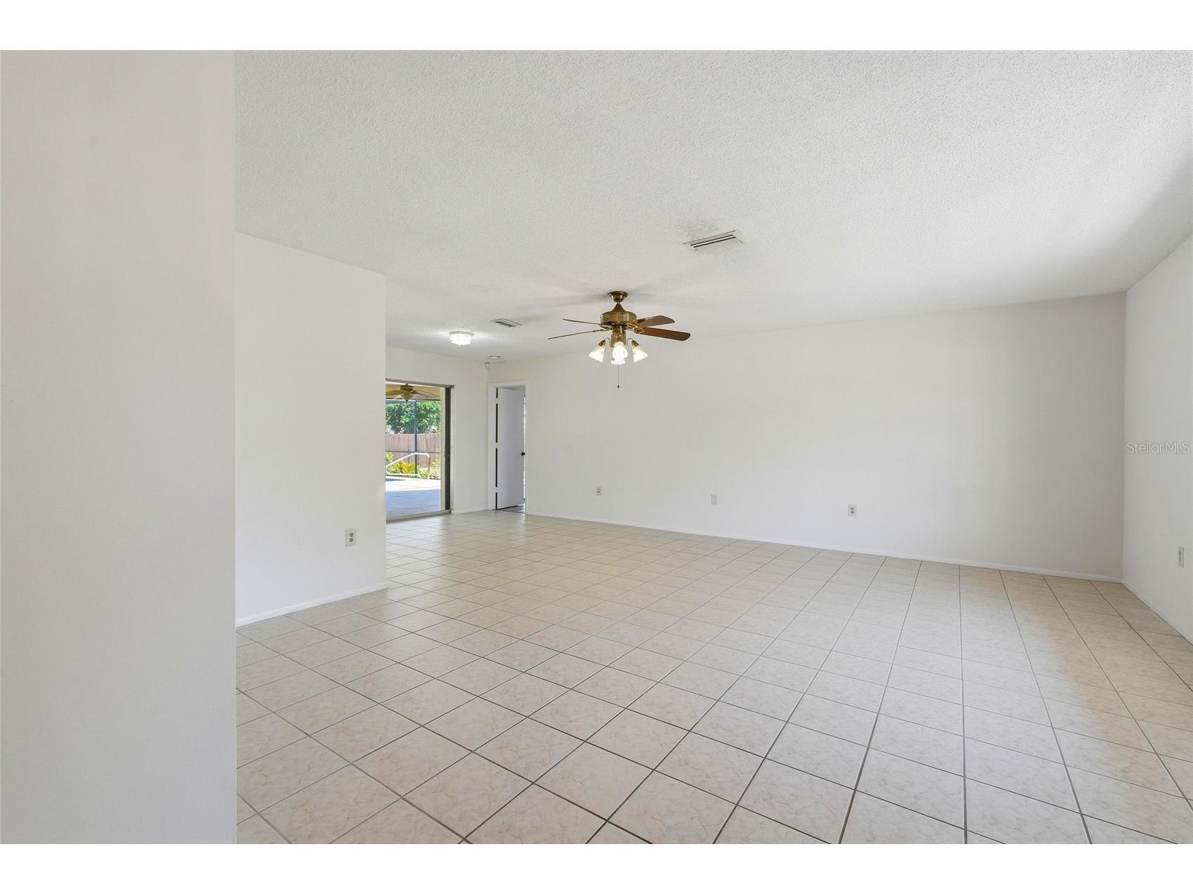 290 Mount Vernon Drive Venice FL 34293 A4691447 image12