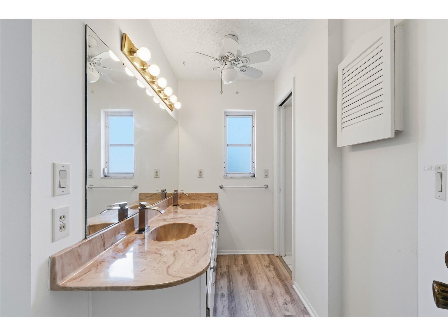 290 Mount Vernon Drive Venice FL 34293 A4691447 image18