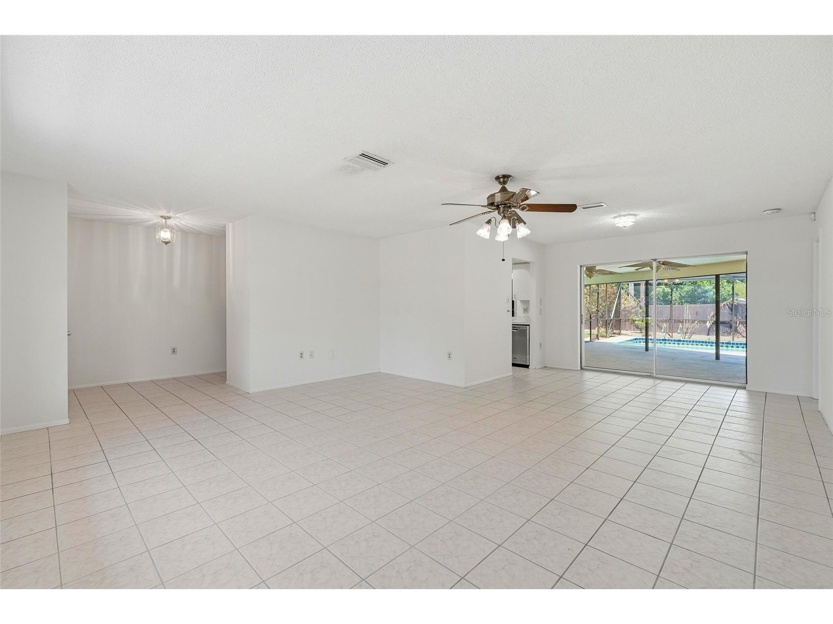290 Mount Vernon Drive Venice FL 34293 A4691447 image8