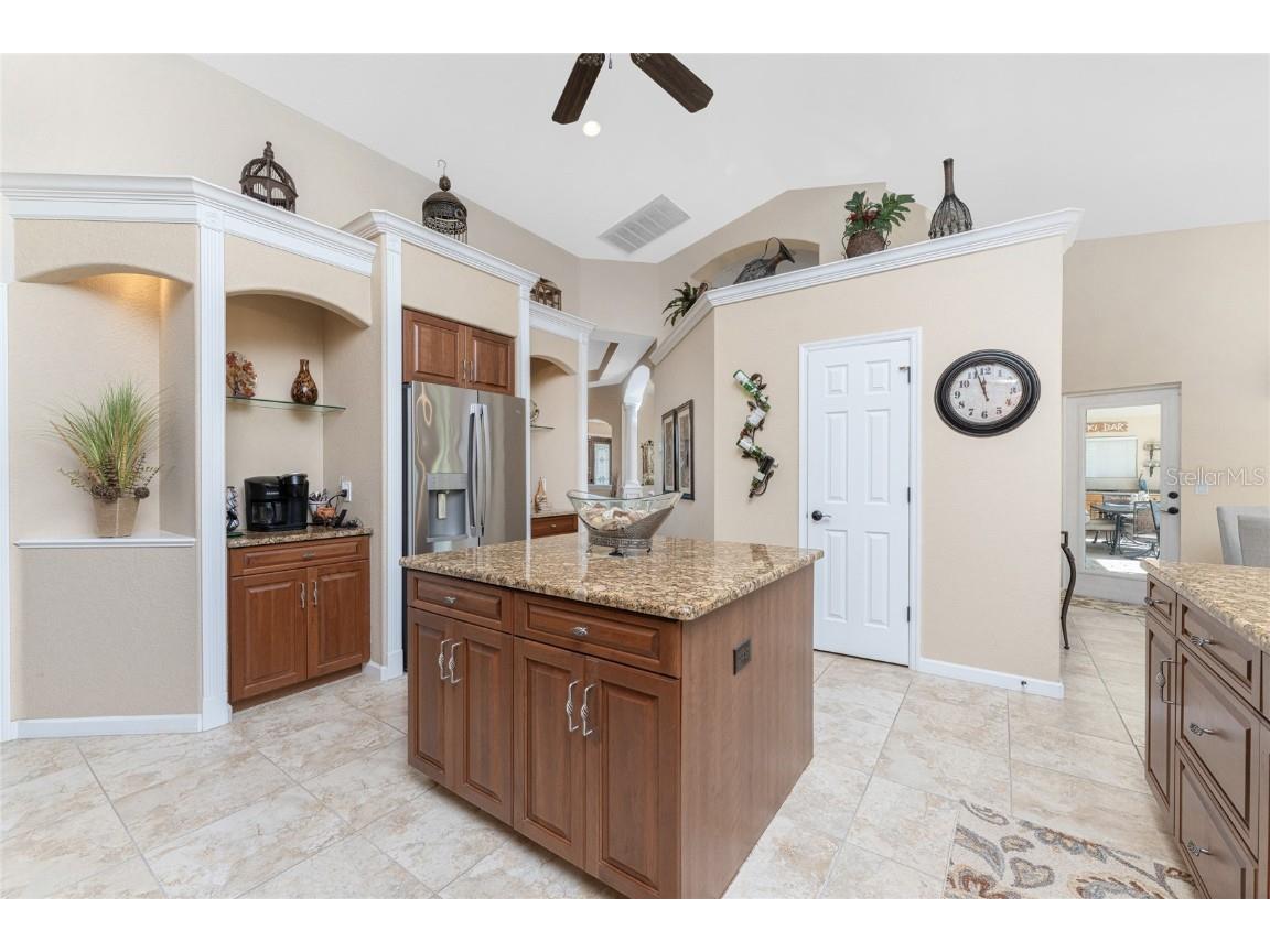 290 Rotonda Boulevard E Rotonda West FL 33947 A4672932 image24