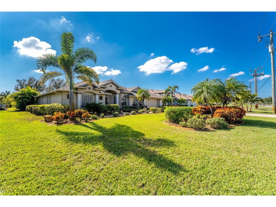 290 Rotonda Boulevard E Rotonda West FL 33947 A4672932 image4