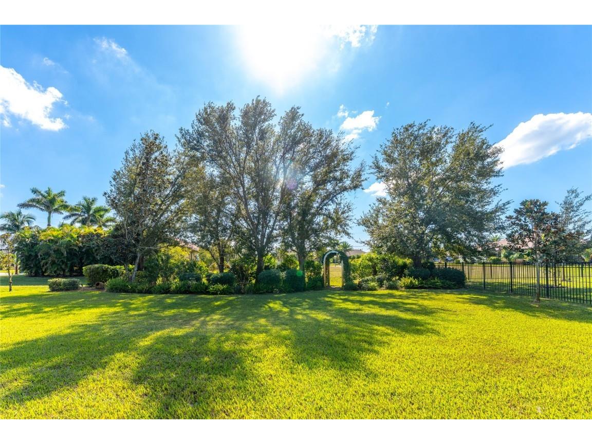 290 Rotonda Boulevard E Rotonda West FL 33947 A4672932 image50