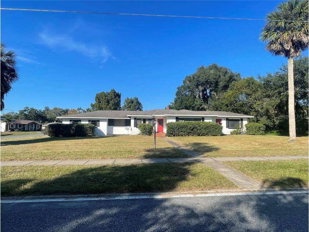 290 W Ocala Street Umatilla FL 32784 O6157425 image1