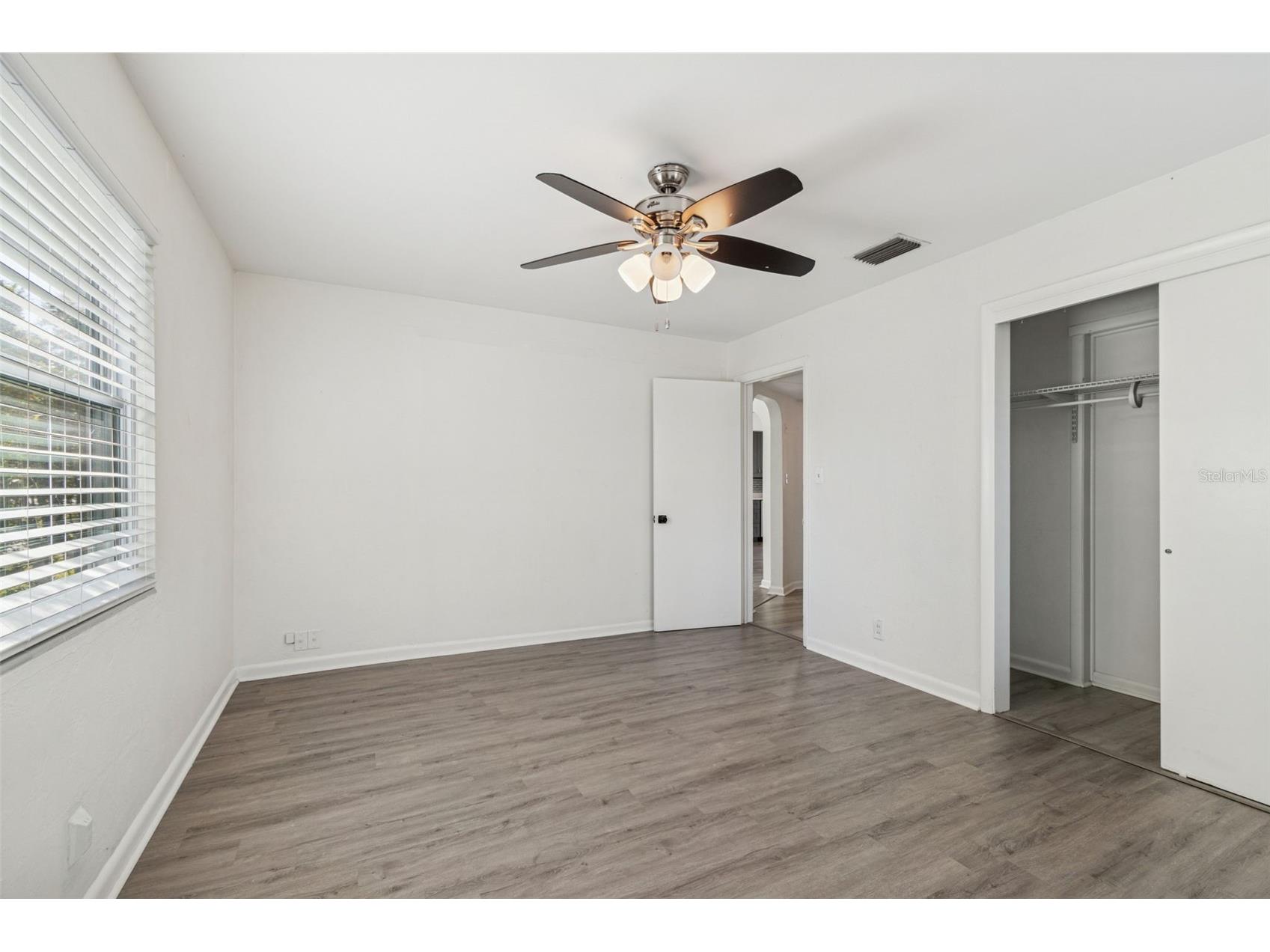 2900 49th Street N Saint Petersburg FL 33710 TB8467234 image28