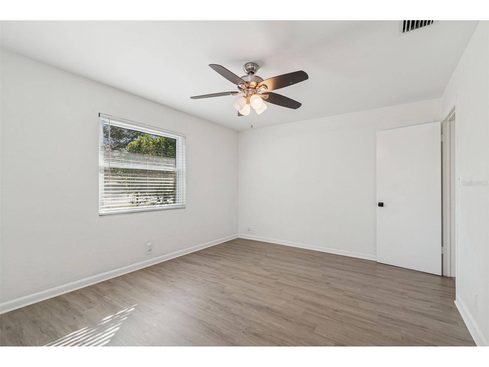 2900 49th Street N Saint Petersburg FL 33710 TB8467234 image30