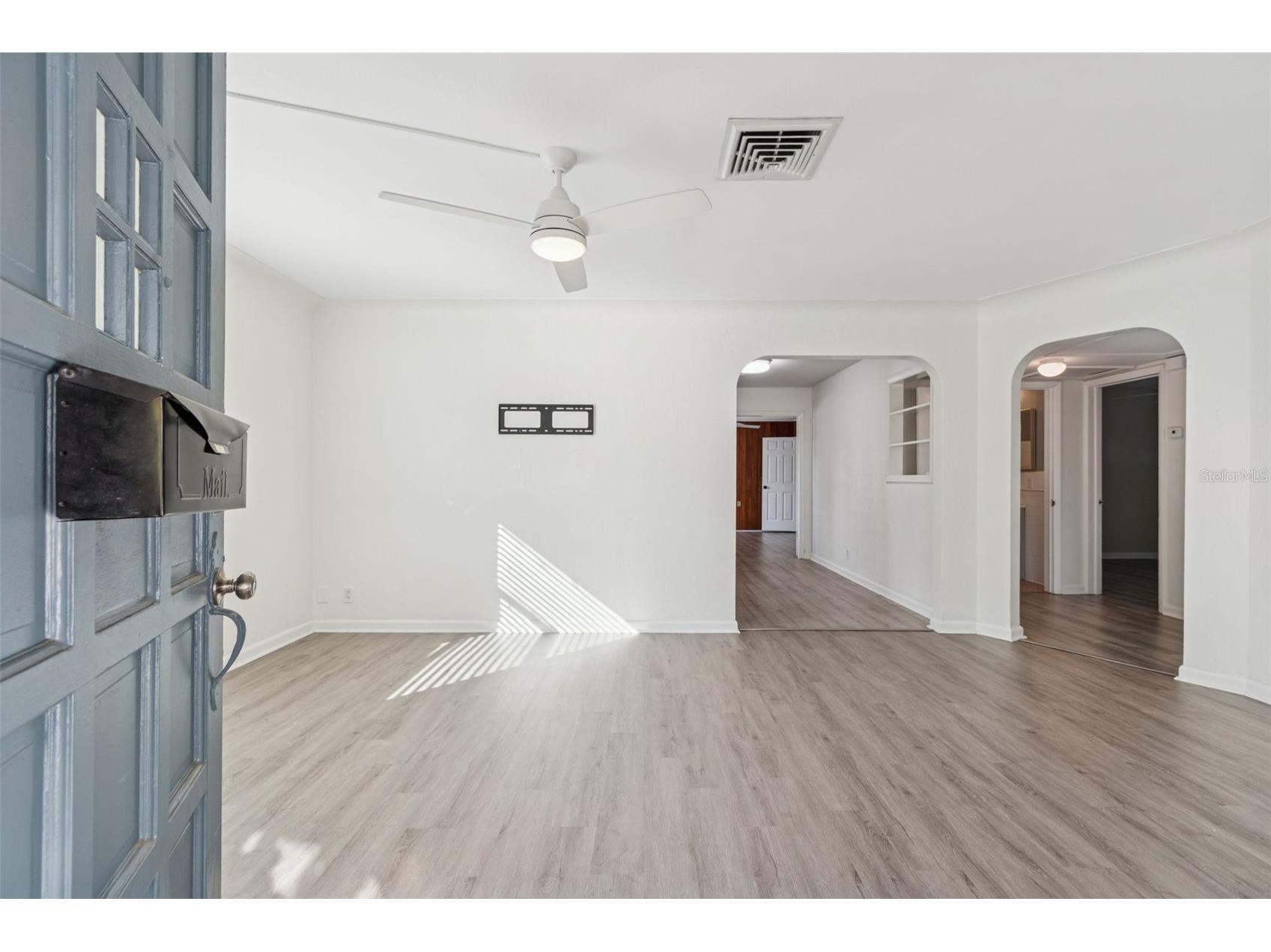 2900 49th Street N Saint Petersburg FL 33710 TB8467234 image6