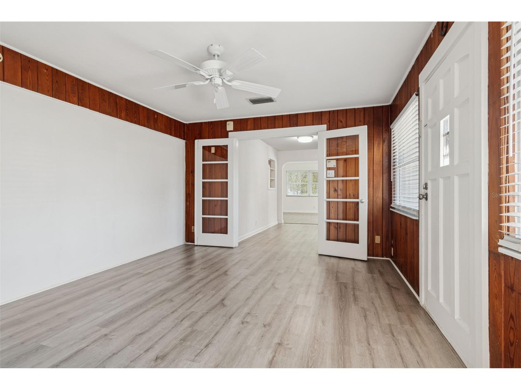 2900 49th Street N Saint Petersburg FL 33710 TB8503256 image14