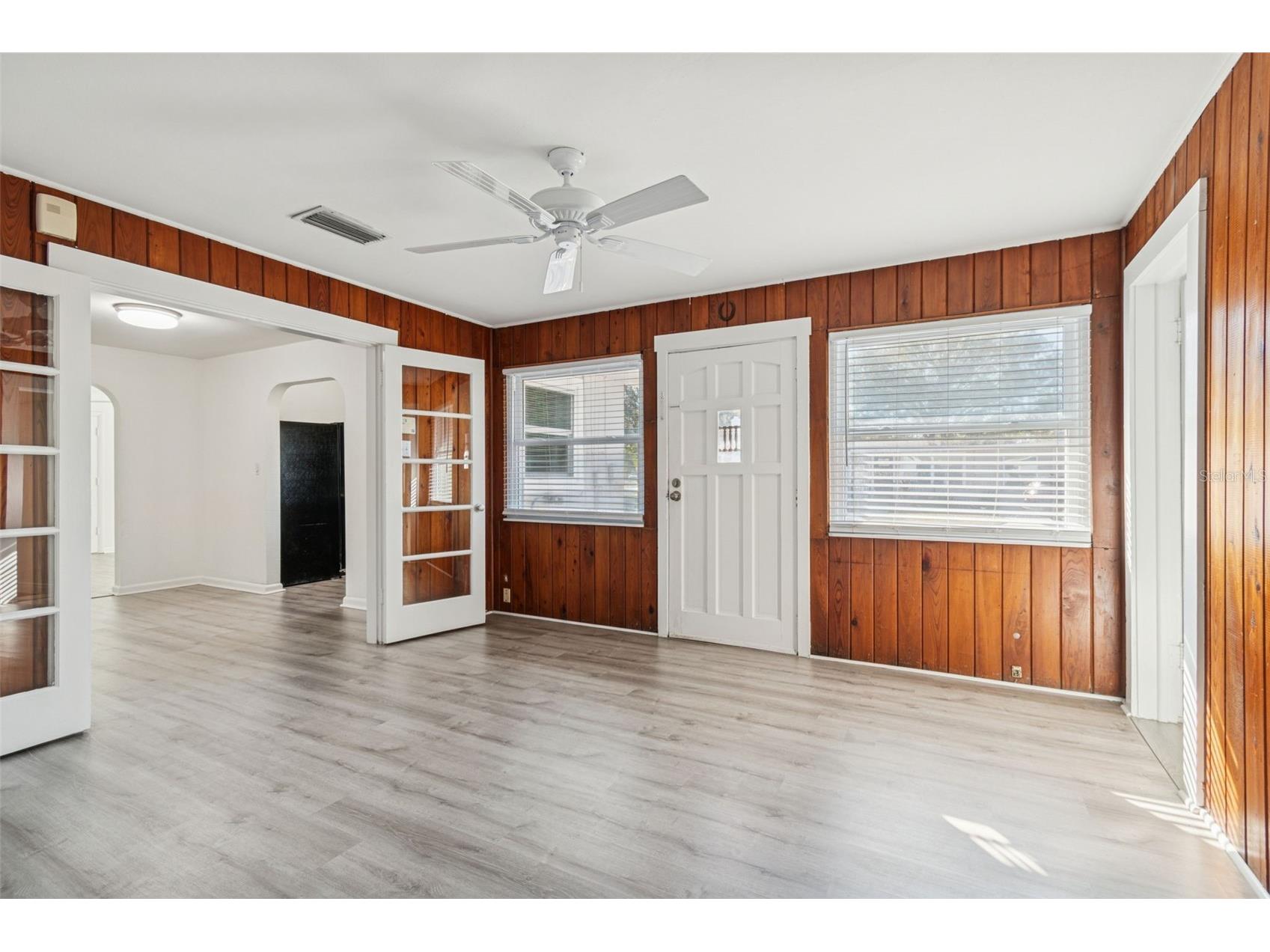 2900 49th Street N Saint Petersburg FL 33710 TB8503256 image15