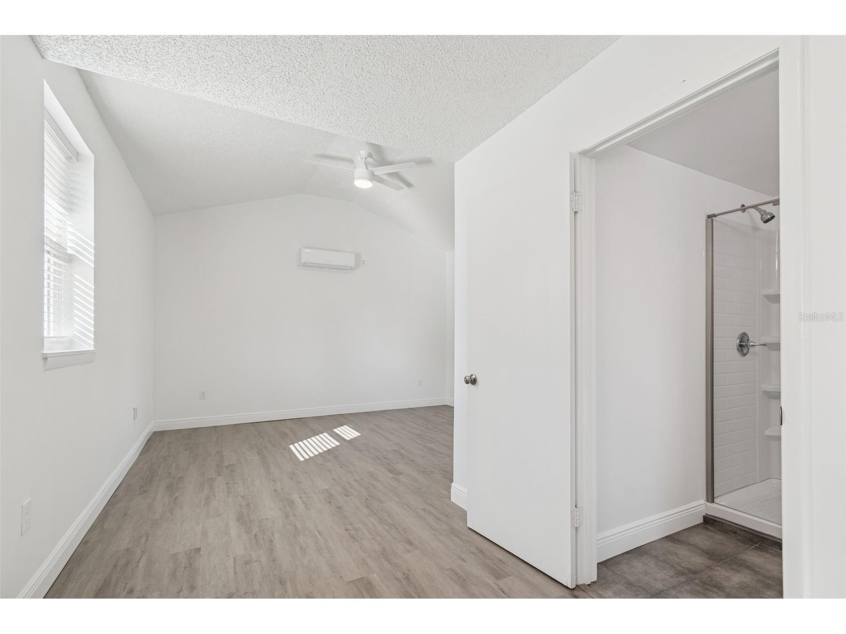2900 49th Street N Saint Petersburg FL 33710 TB8503256 image16