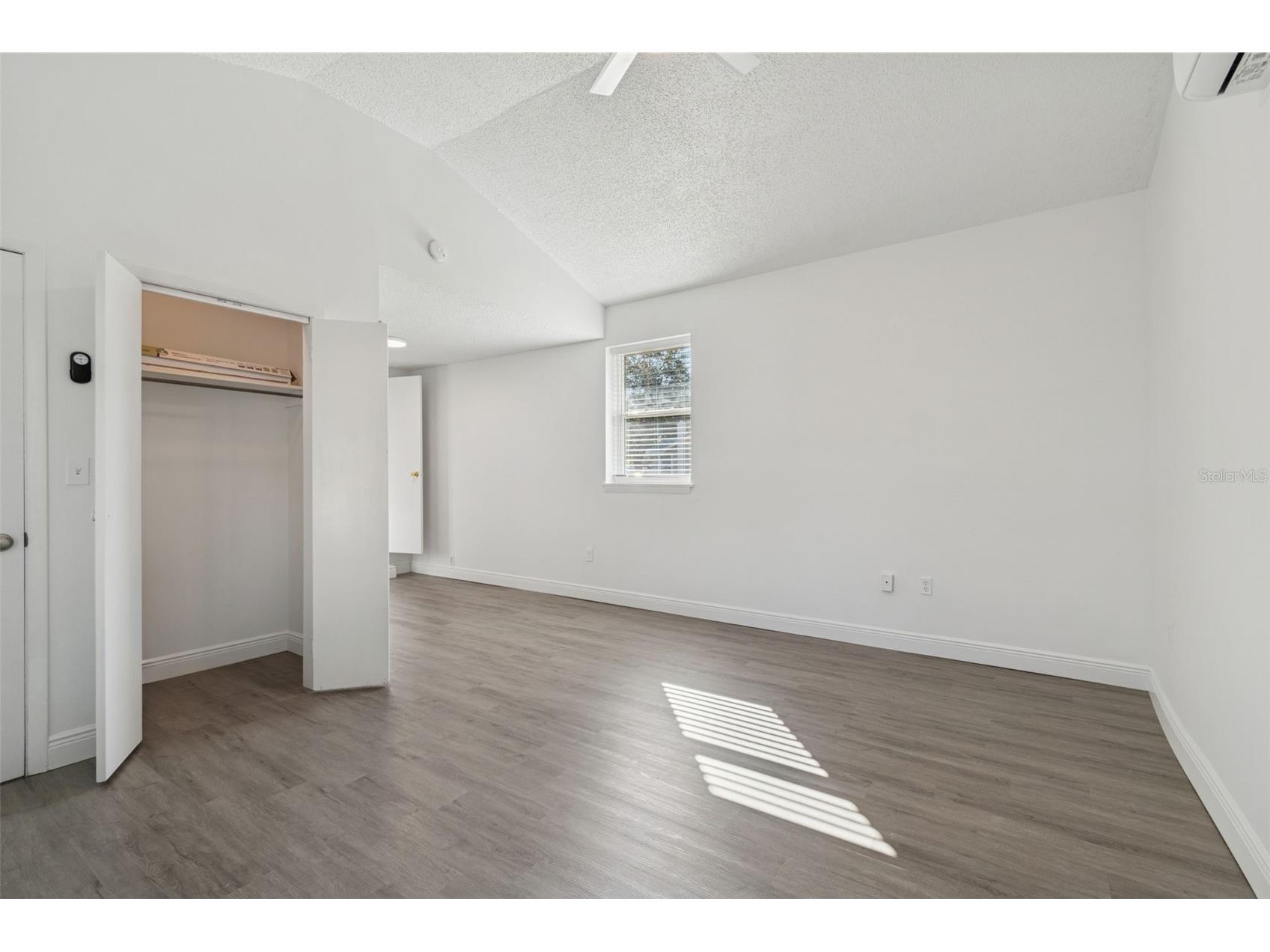 2900 49th Street N Saint Petersburg FL 33710 TB8503256 image20