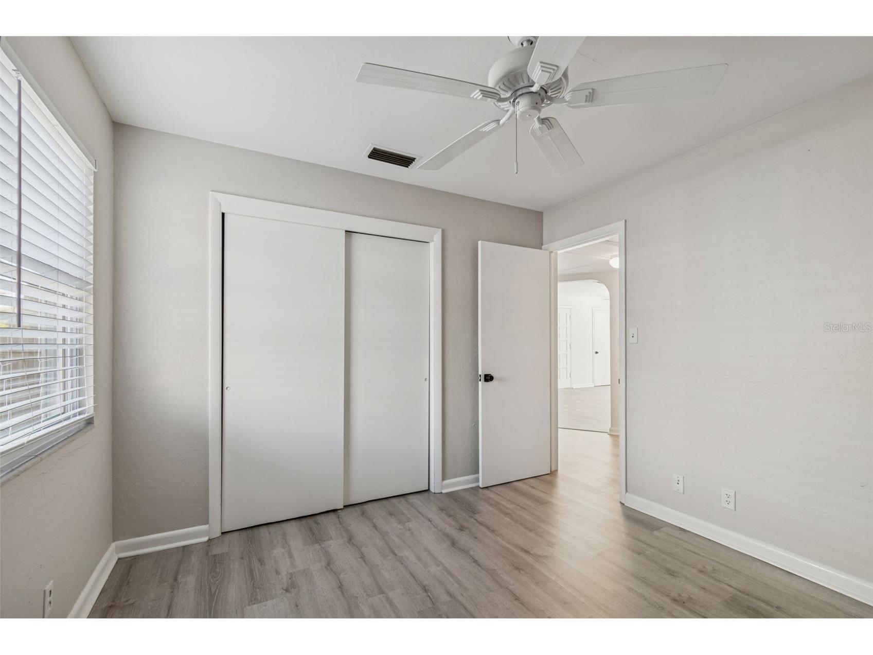 2900 49th Street N Saint Petersburg FL 33710 TB8503256 image33