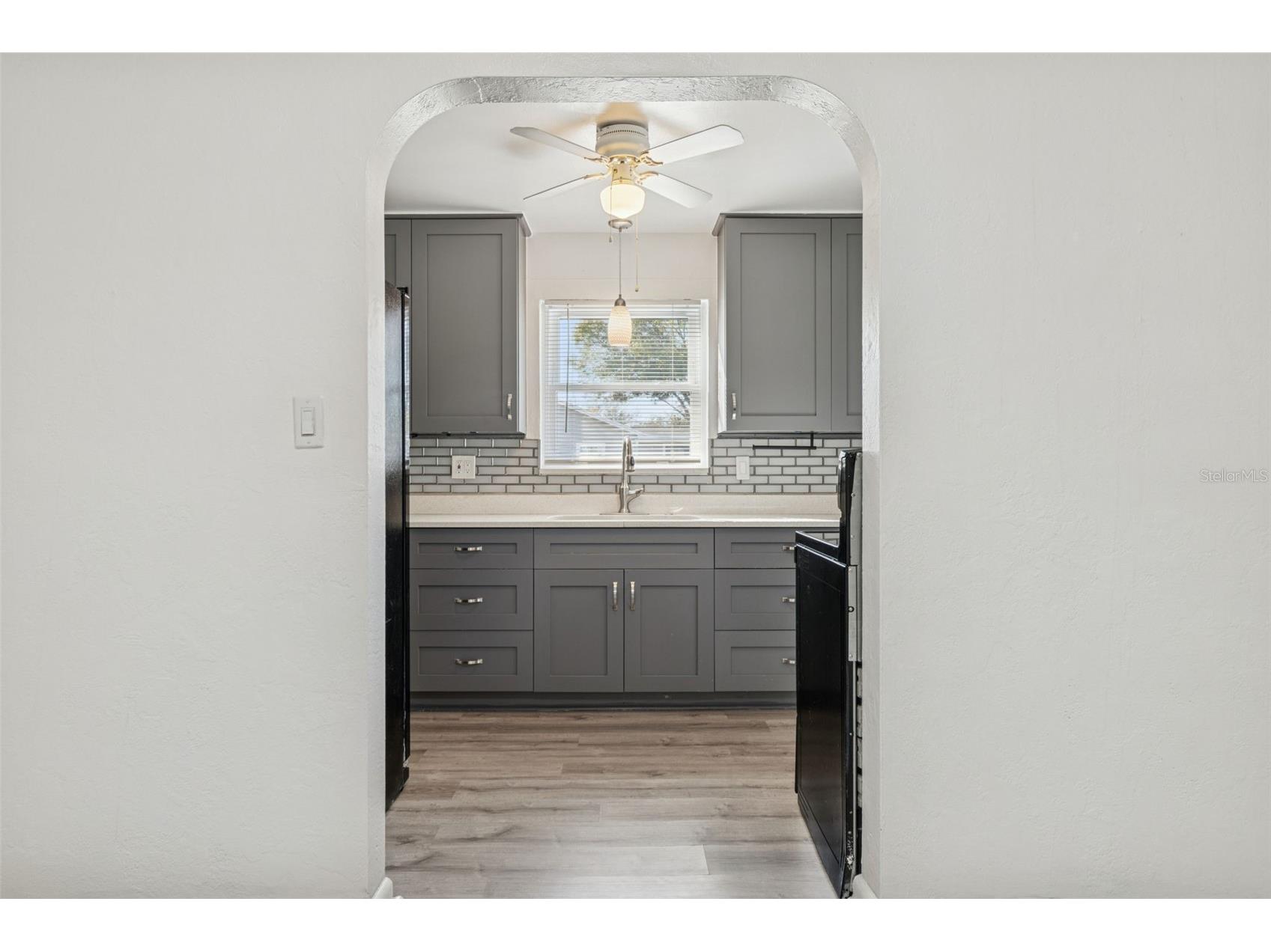 2900 49th Street N Saint Petersburg FL 33710 TB8503256 image8