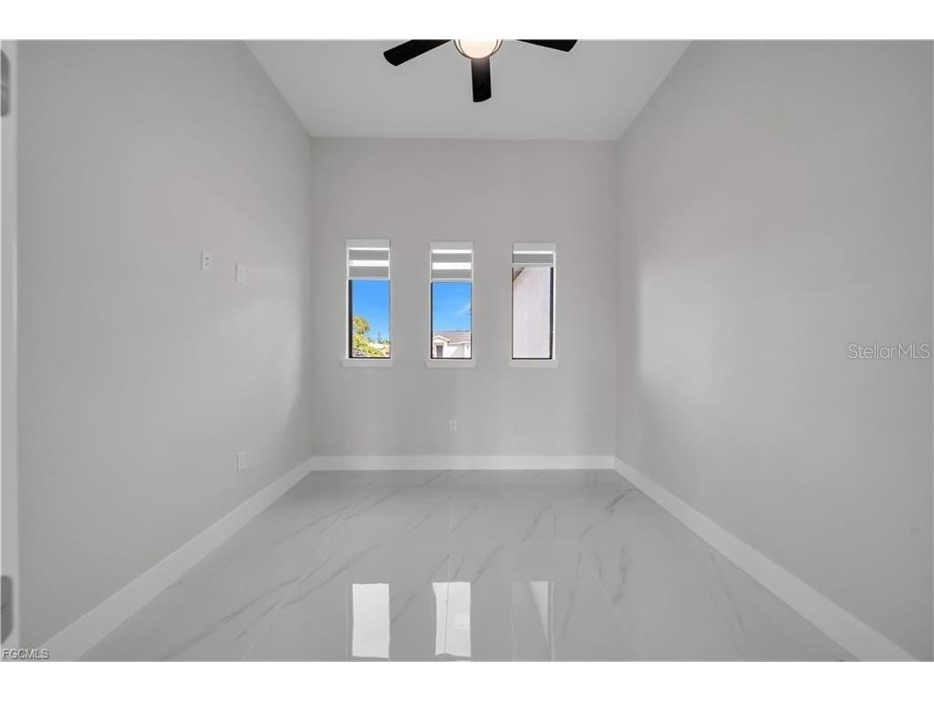 2900 Bruce Avenue S Lehigh Acres FL 33976 A4666478 image11