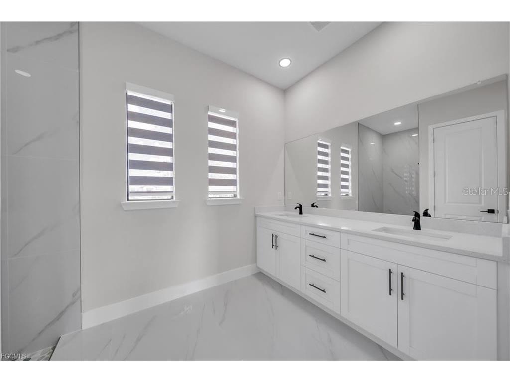 2900 Bruce Avenue S Lehigh Acres FL 33976 A4666478 image30