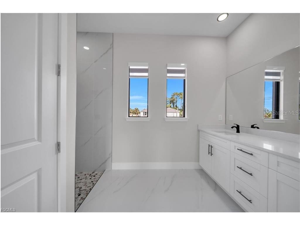 2900 Bruce Avenue S Lehigh Acres FL 33976 A4666478 image34