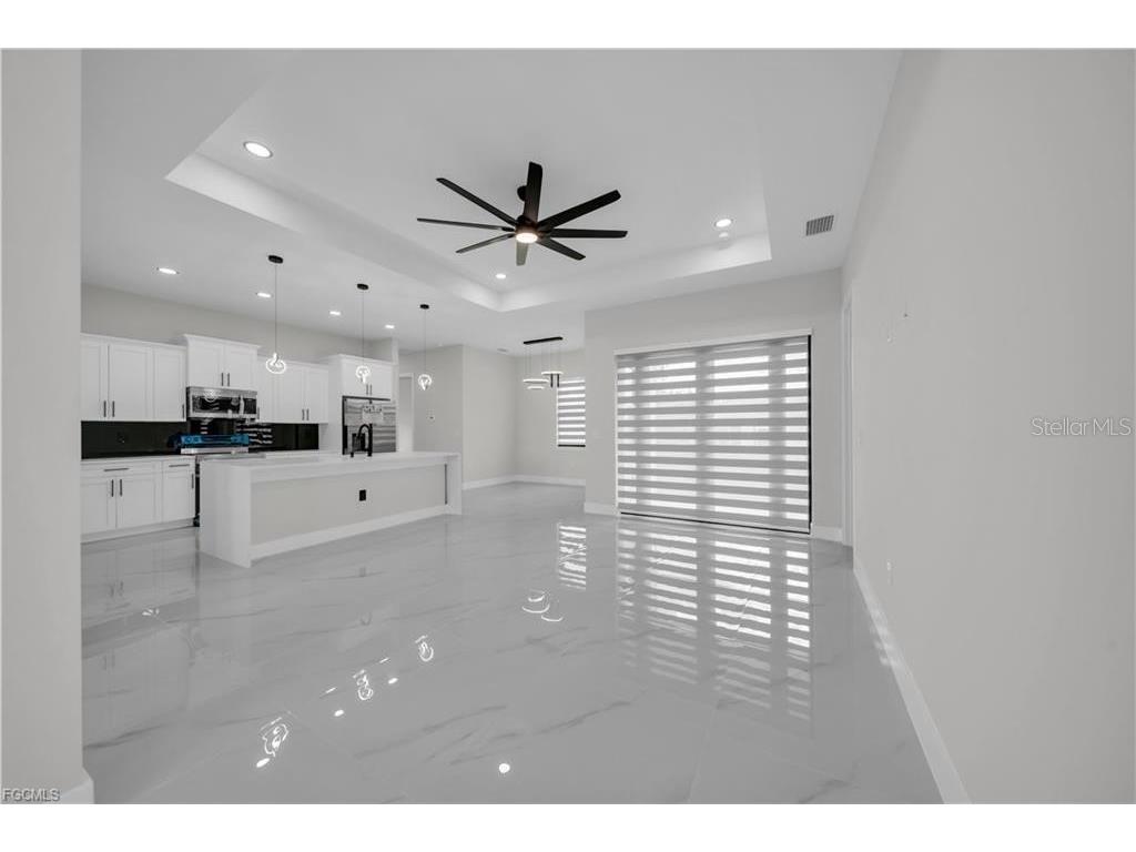 2900 Bruce Avenue S Lehigh Acres FL 33976 A4666478 image8