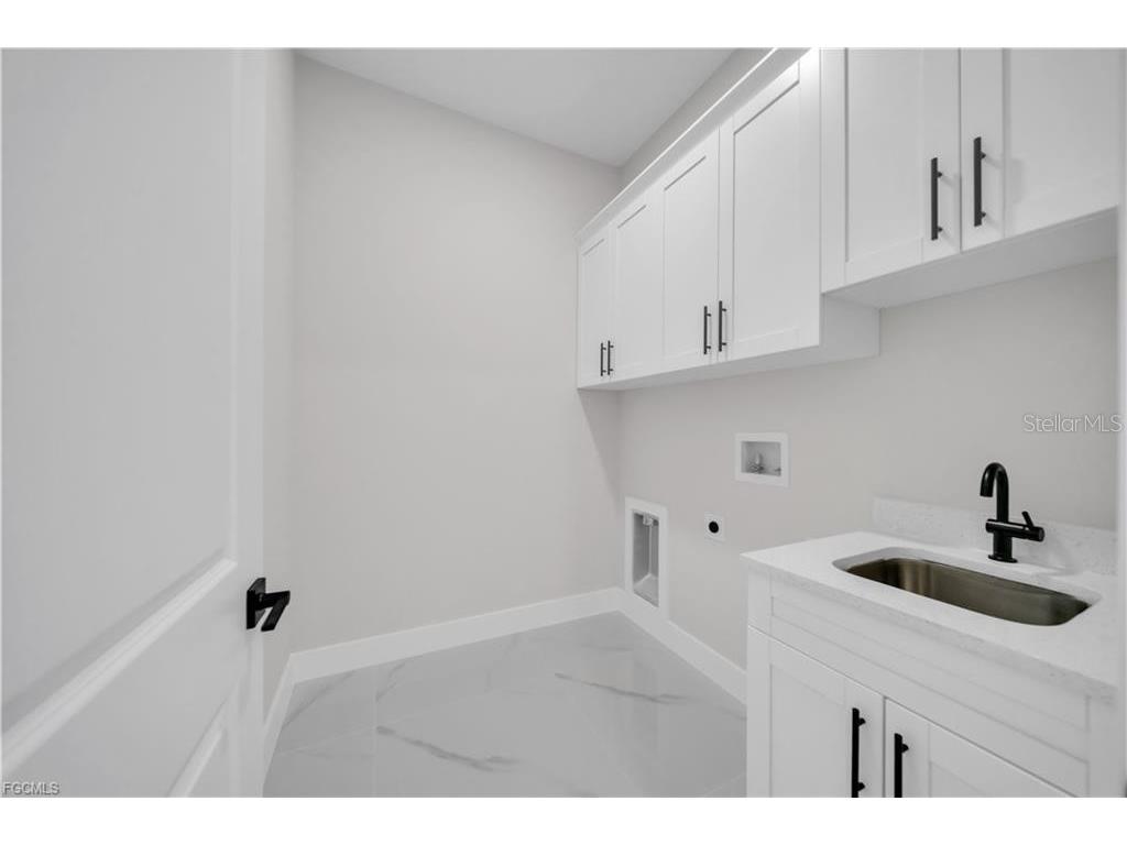 2900 Bruce Avenue S Lehigh Acres FL 33976 A4666478 image9