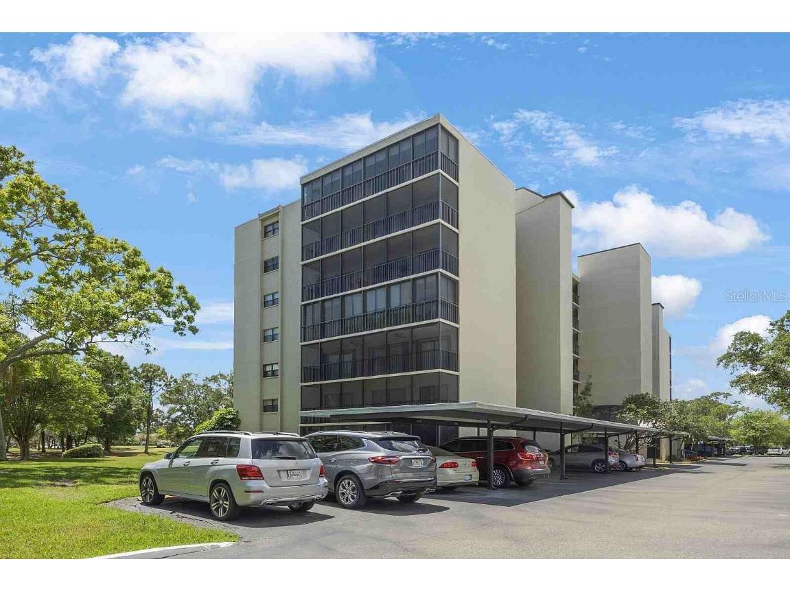 2900 Cove Cay Drive #1B Clearwater FL 33760 - TAMPA BAY TB8375041 image1