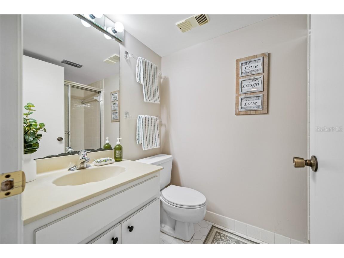 2900 Cove Cay Drive #6F Clearwater FL 33760 TB8437110 image32