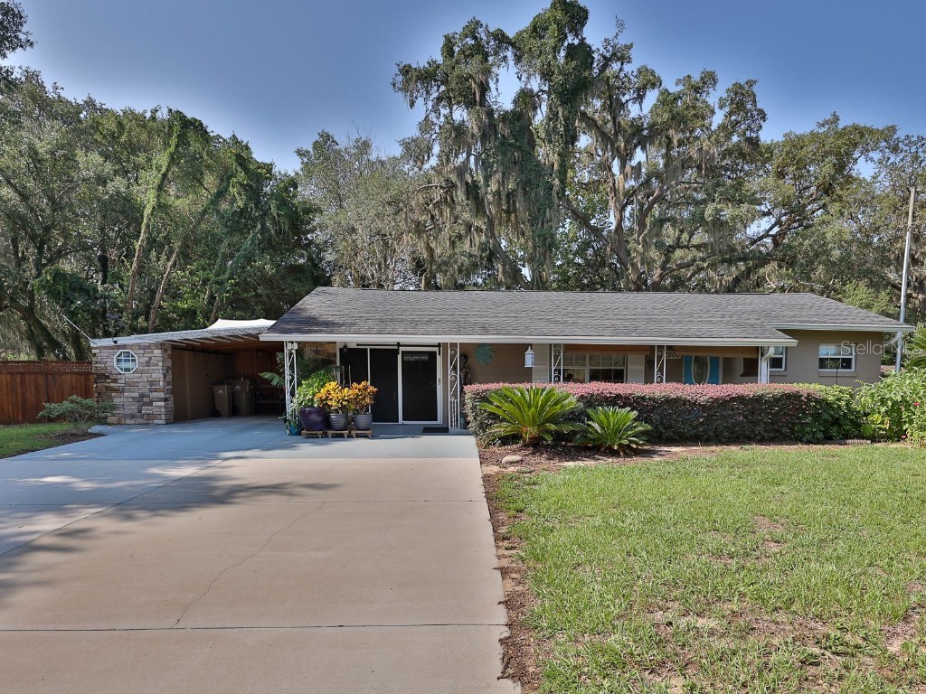 2900 Garden Road Eustis FL 32726 - LAKE JOANNA G5070564 image1