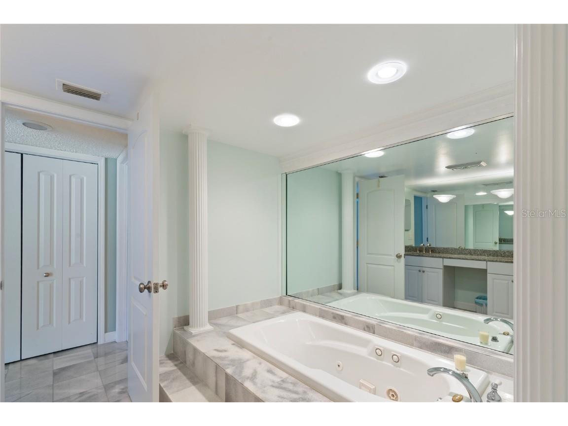 2900 Gulf Boulevard #201 Belleair Beach FL 33786 TB8451738 image29