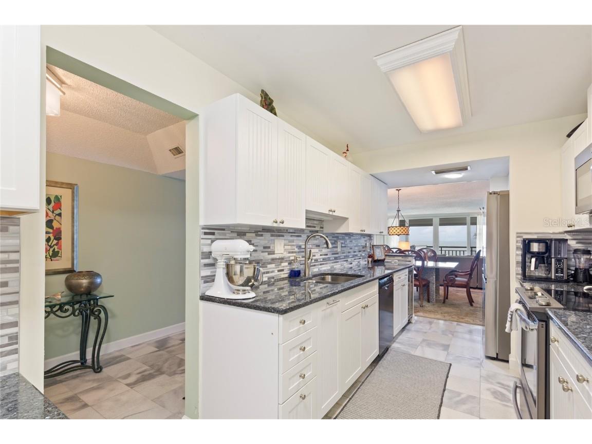 2900 Gulf Boulevard #201 Belleair Beach FL 33786 TB8451738 image6