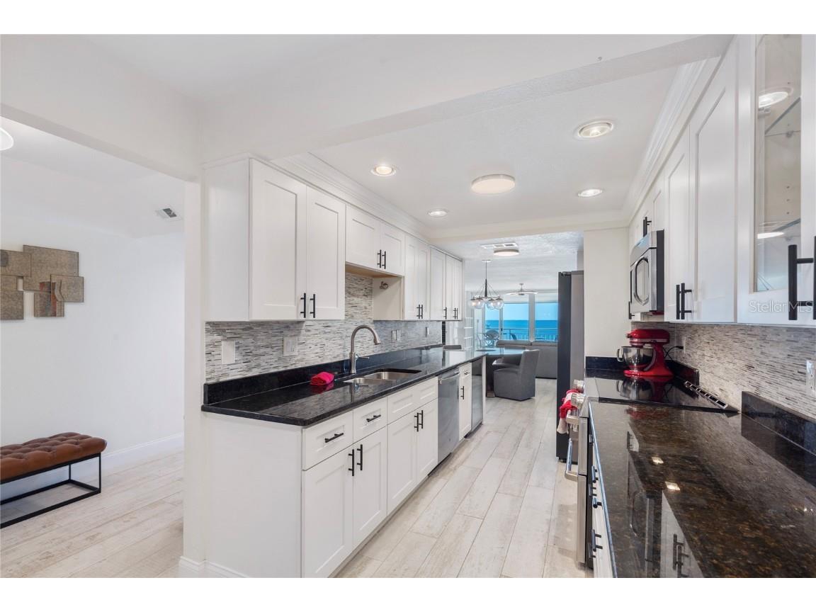 2900 Gulf Boulevard #202 Belleair Beach FL 33786 - GULF OF MEXICO TB8451747 image17