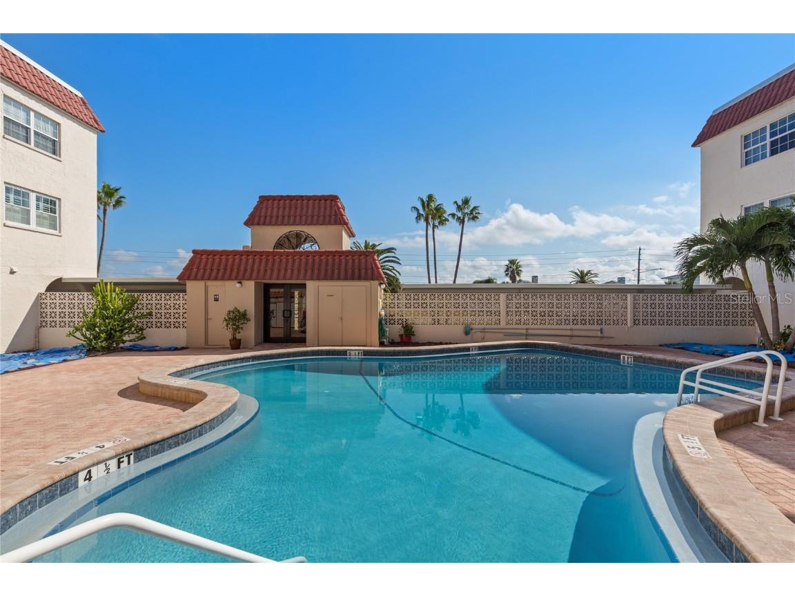 2900 Gulf Boulevard #202 Belleair Beach FL 33786 - GULF OF MEXICO TB8451747 image55