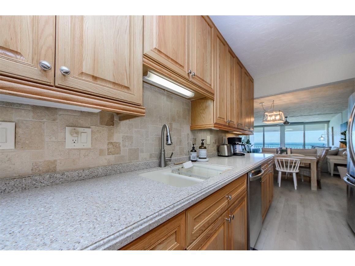 2900 Gulf Boulevard #204 Belleair Beach FL 33786 - GULF OF MEXICO U8224632 image15