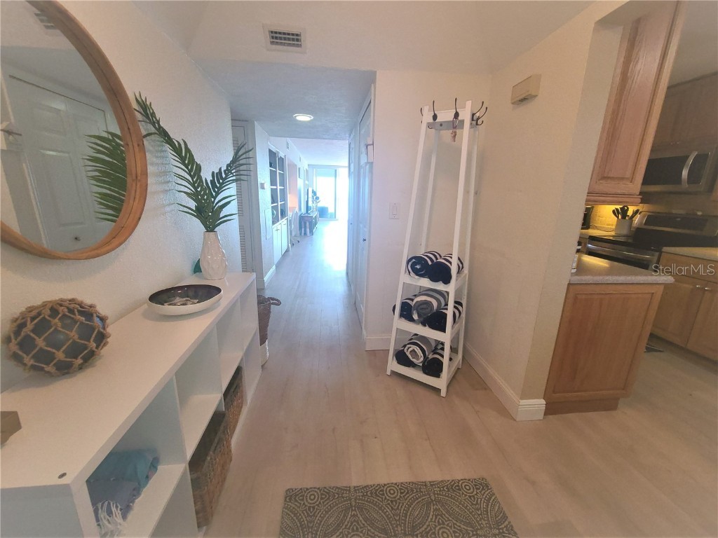 2900 Gulf Boulevard #204 Belleair Beach FL 33786 - GULF OF MEXICO U8224632 image30