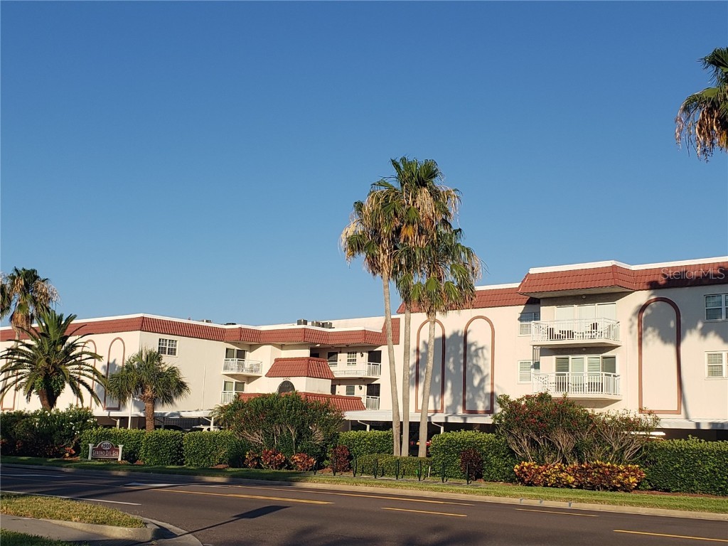 2900 Gulf Boulevard #204 Belleair Beach FL 33786 - GULF OF MEXICO U8224632 image38