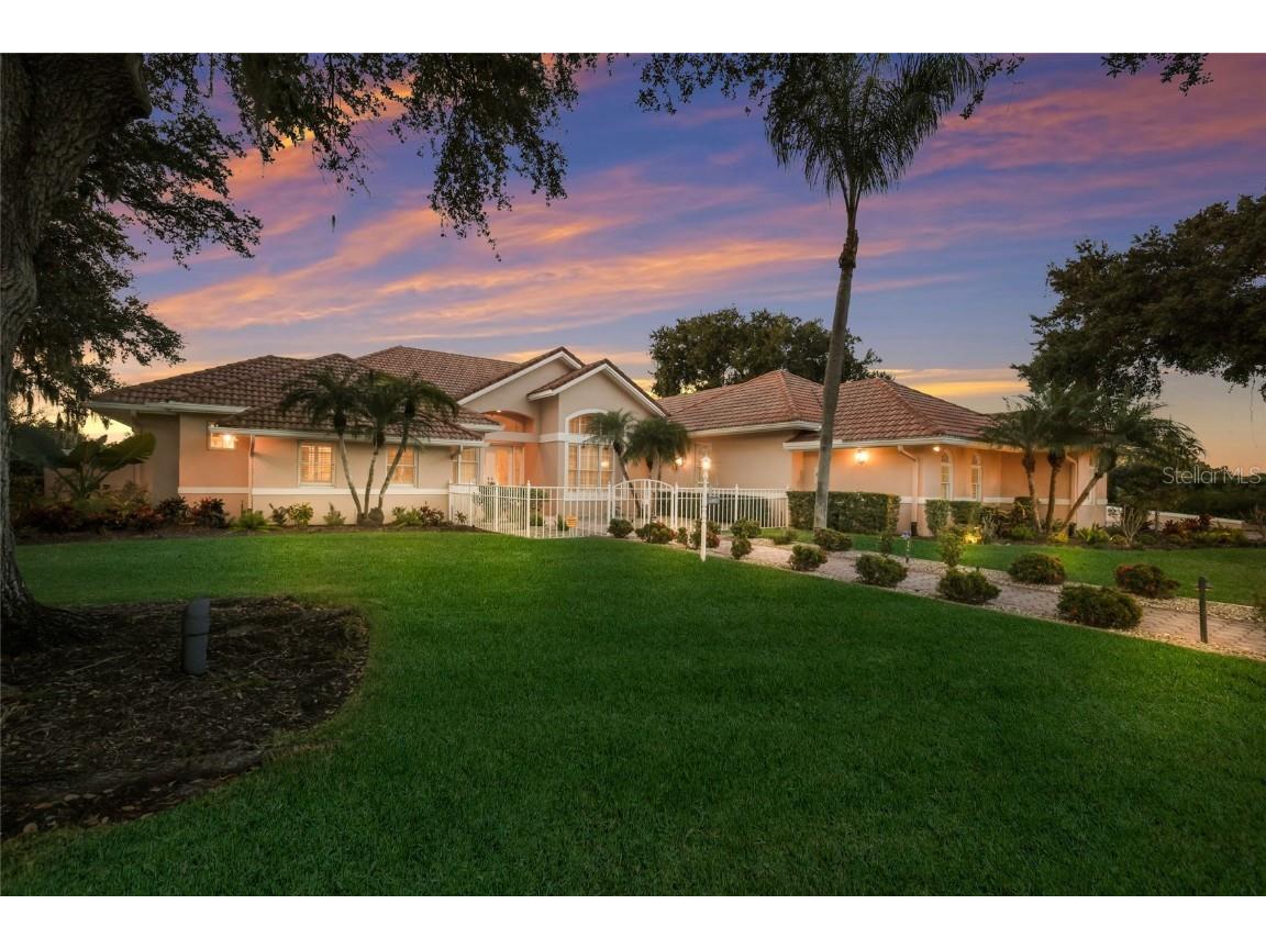 2900 Jeff Myers Circle Sarasota FL 34240 A4672126 image1