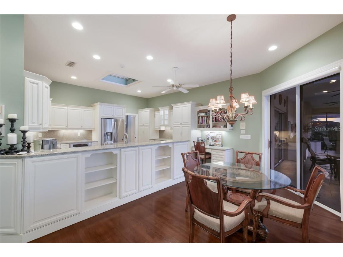 2900 Jeff Myers Circle Sarasota FL 34240 A4672126 image21