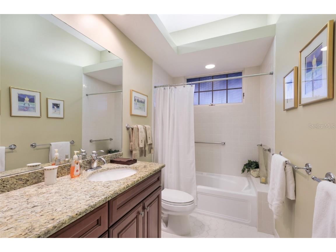 2900 Jeff Myers Circle Sarasota FL 34240 A4672126 image32