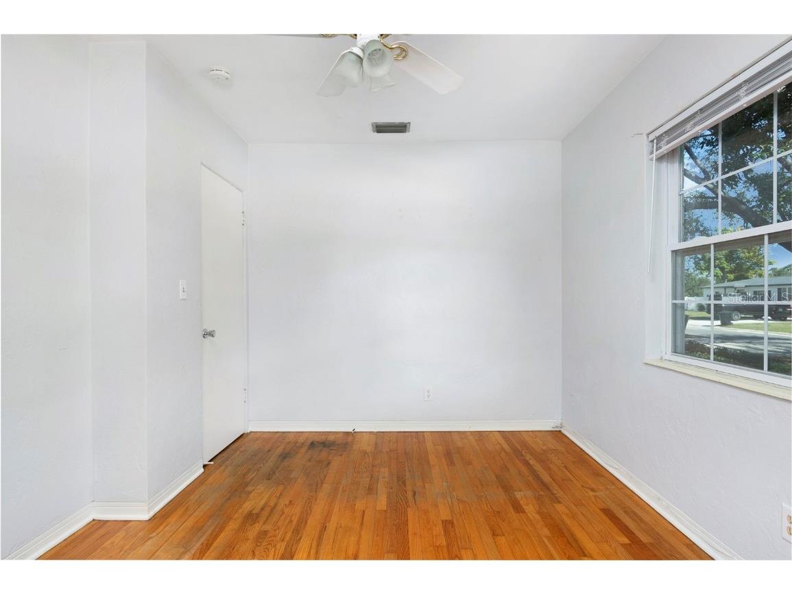 2900 Leslee Lake Drive N Saint Petersburg FL 33713 TB8461525 image20