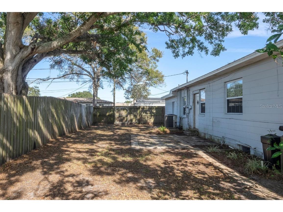 2900 Leslee Lake Drive N Saint Petersburg FL 33713 TB8461525 image27