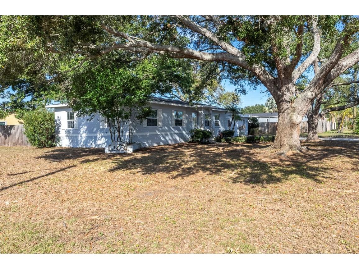 2900 Leslee Lake Drive N Saint Petersburg FL 33713 TB8461525 image32