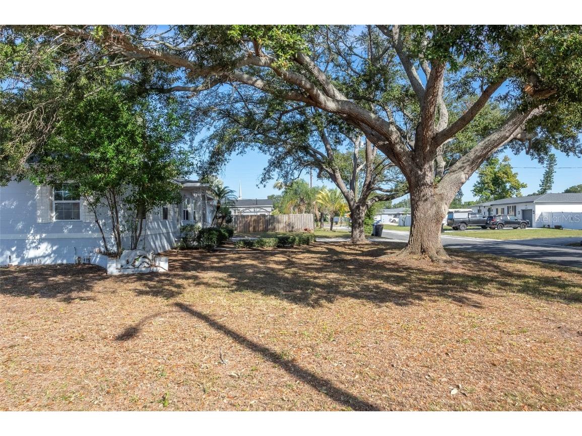 2900 Leslee Lake Drive N Saint Petersburg FL 33713 TB8461525 image34