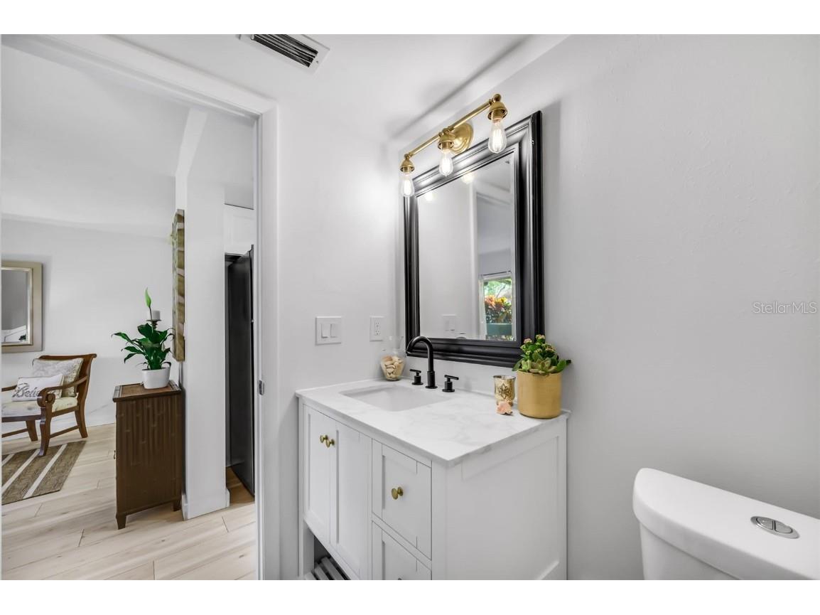 2900 Lichen Lane #B Clearwater FL 33760 TB8442387 image16