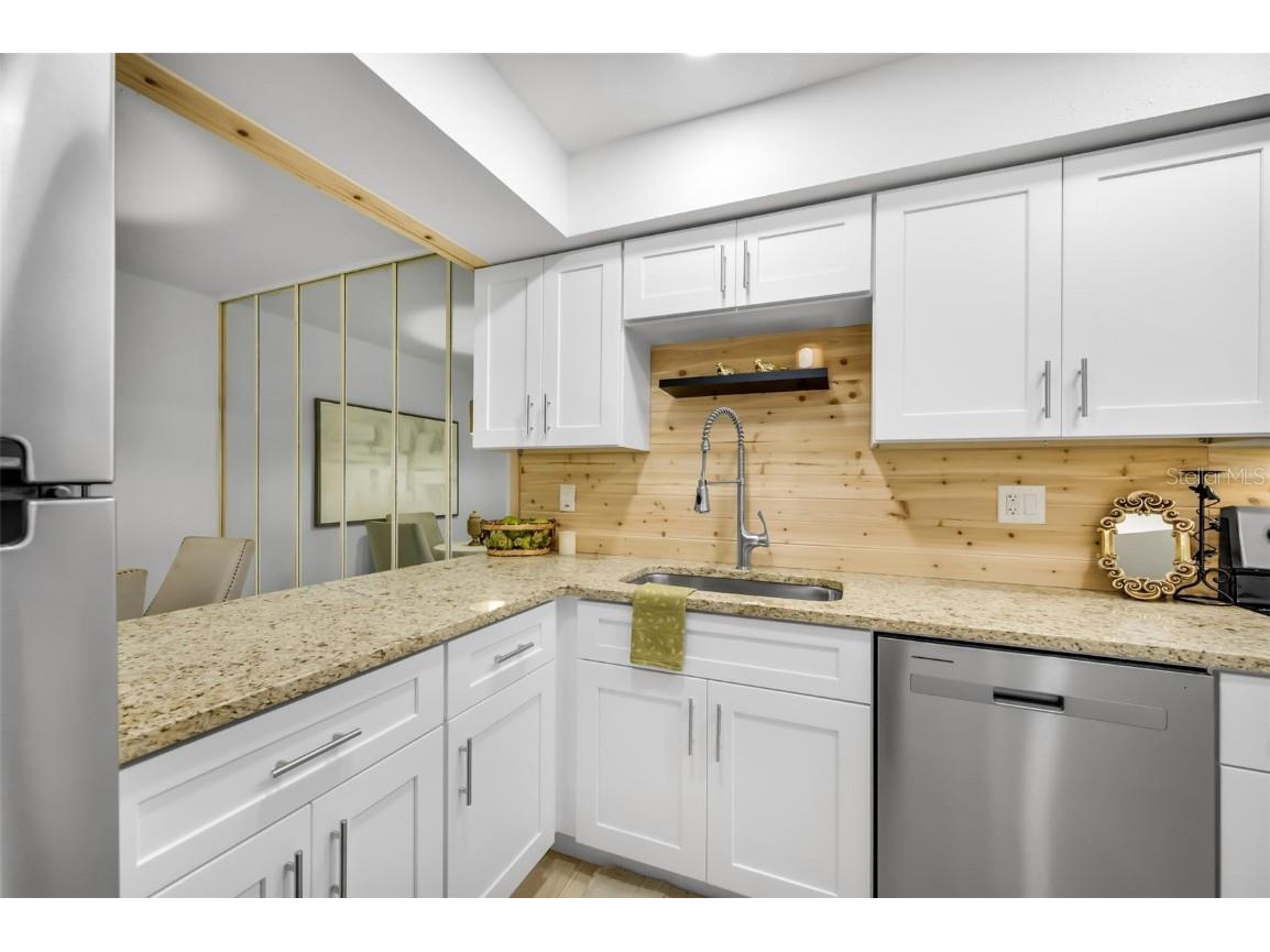 2900 Lichen Lane #B Clearwater FL 33760 TB8442387 image7