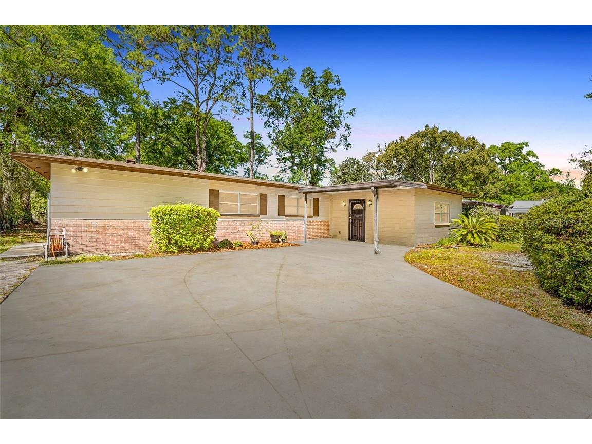 2900 NE 17th Drive Gainesville FL 32609 GC511915 image1