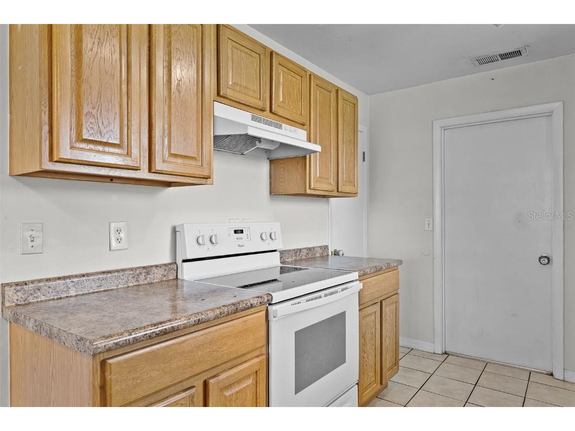 2900 Oranole Road Orlando FL 32810 O6326677 image9