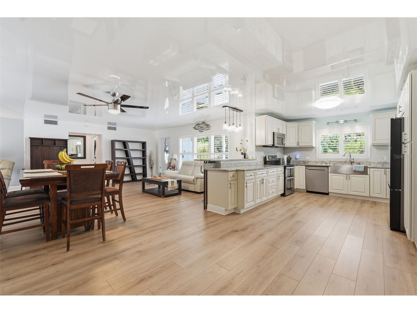 2900 Park Street N Saint Petersburg FL 33710 TB8515835 image22
