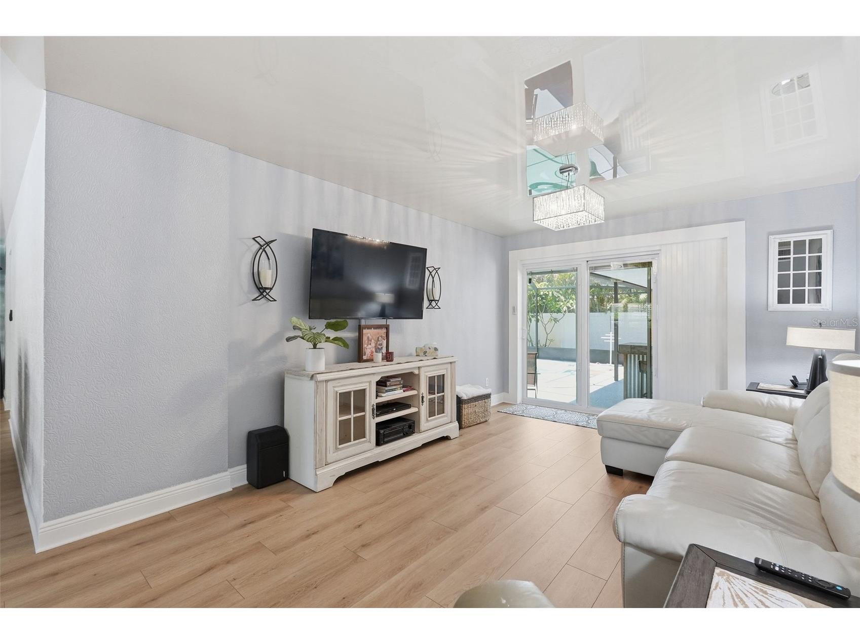 2900 Park Street N Saint Petersburg FL 33710 TB8515835 image36