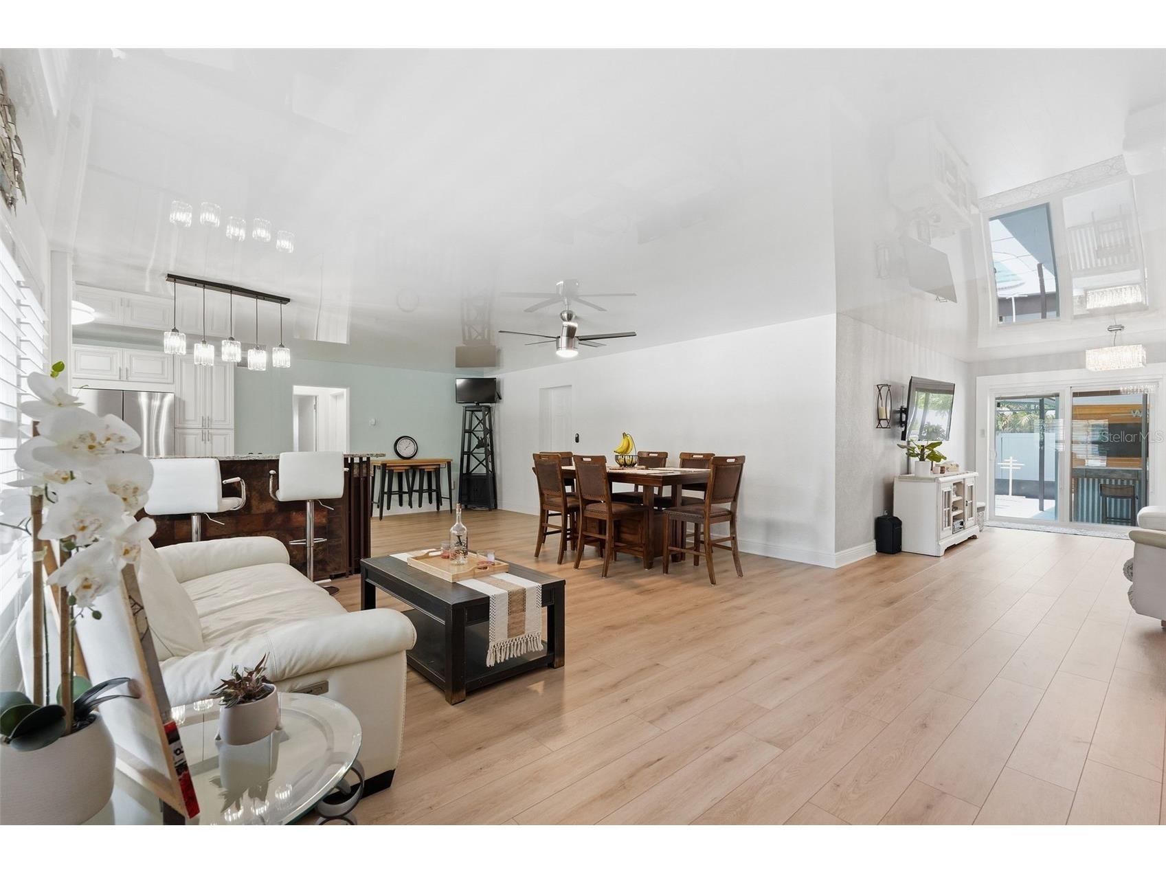 2900 Park Street N Saint Petersburg FL 33710 TB8515835 image6