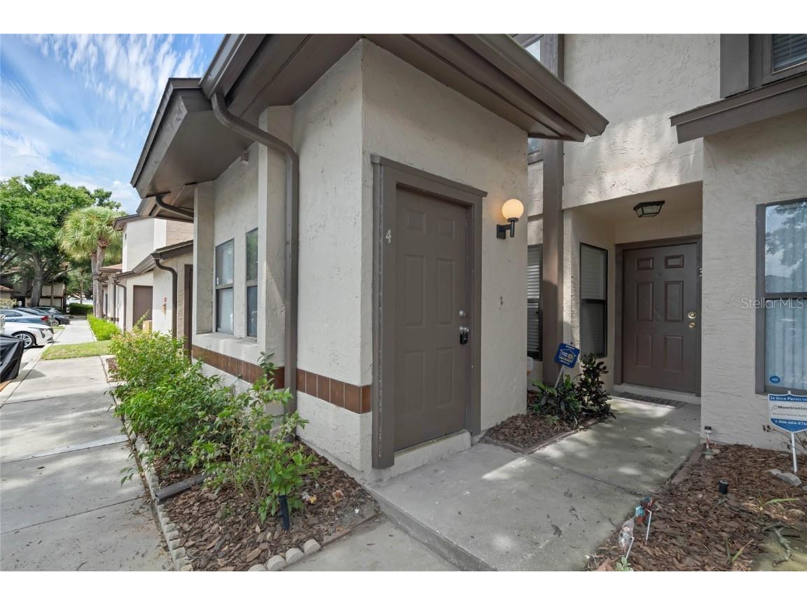 2900 S Semoran Boulevard #4 Orlando FL 32822 O6142935 image1
