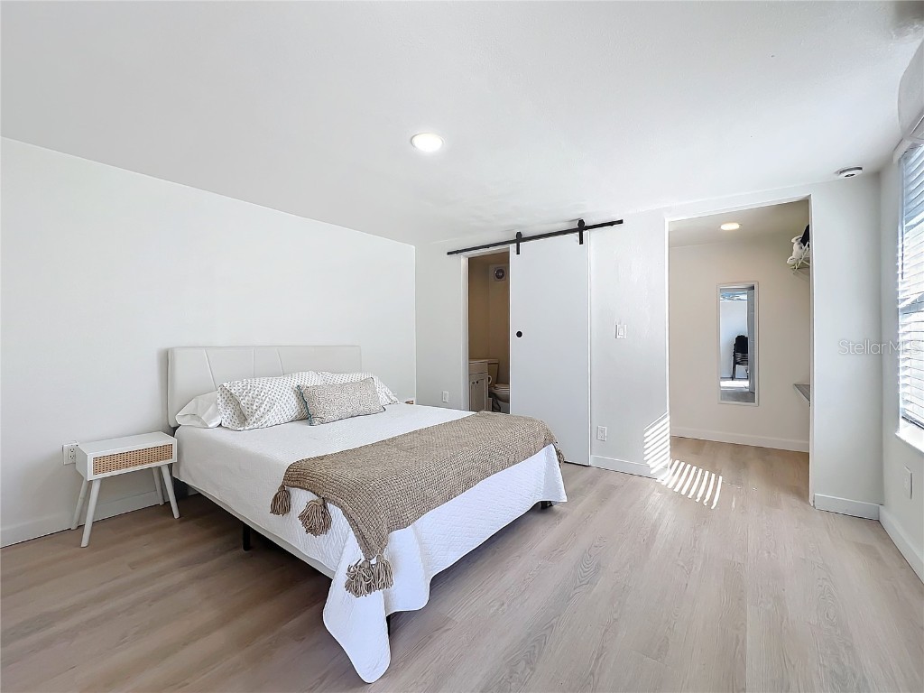 2900 Woodpine Court Sarasota FL 34231 A4640332 image31