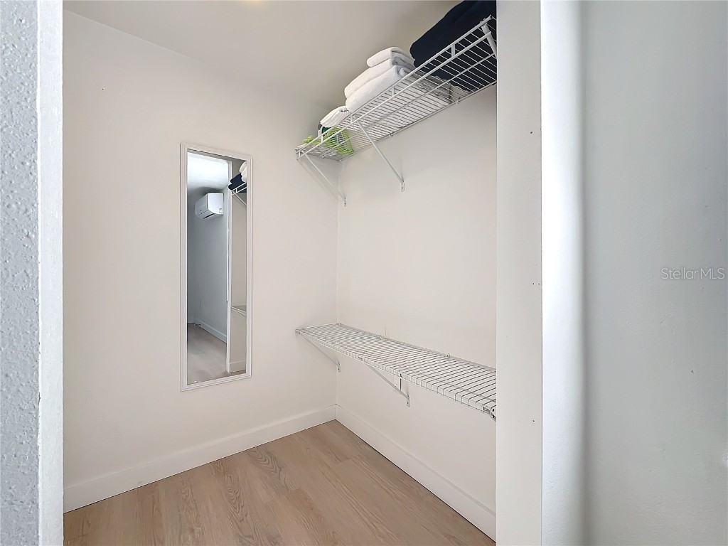 2900 Woodpine Court Sarasota FL 34231 A4640332 image33